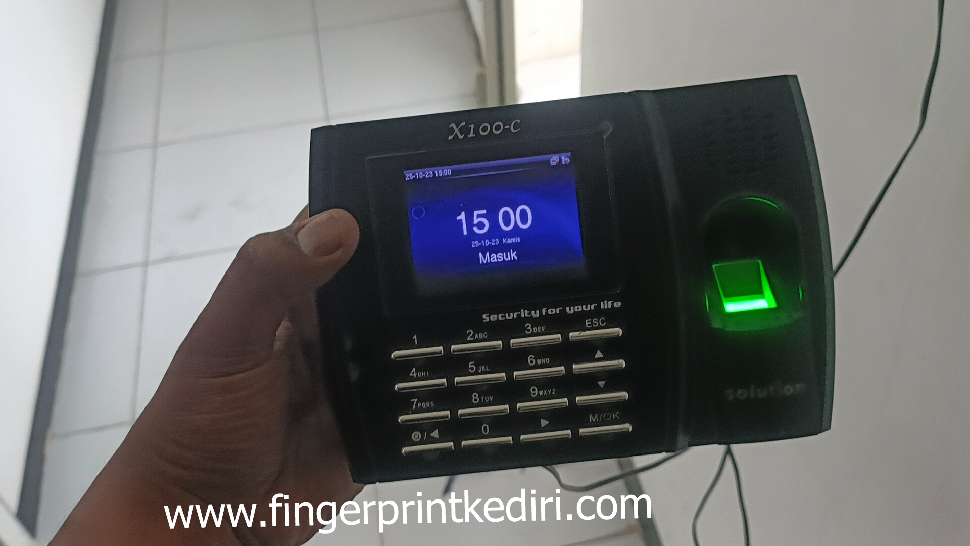 <p>Didin Jaya Komputer hadir sebagai Solusi terbaik untuk kamu yang ingin memperbaiki alat Fingerprint dengan cepat, tepat. Melalui pengalaman dan tenaga ahli yang kompeten, setiap kerusakan bisa diatasi dengan hasil maksimal.</p>